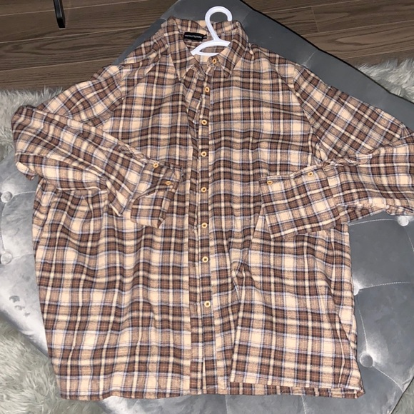 Oversized button up - Picture 2 of 2